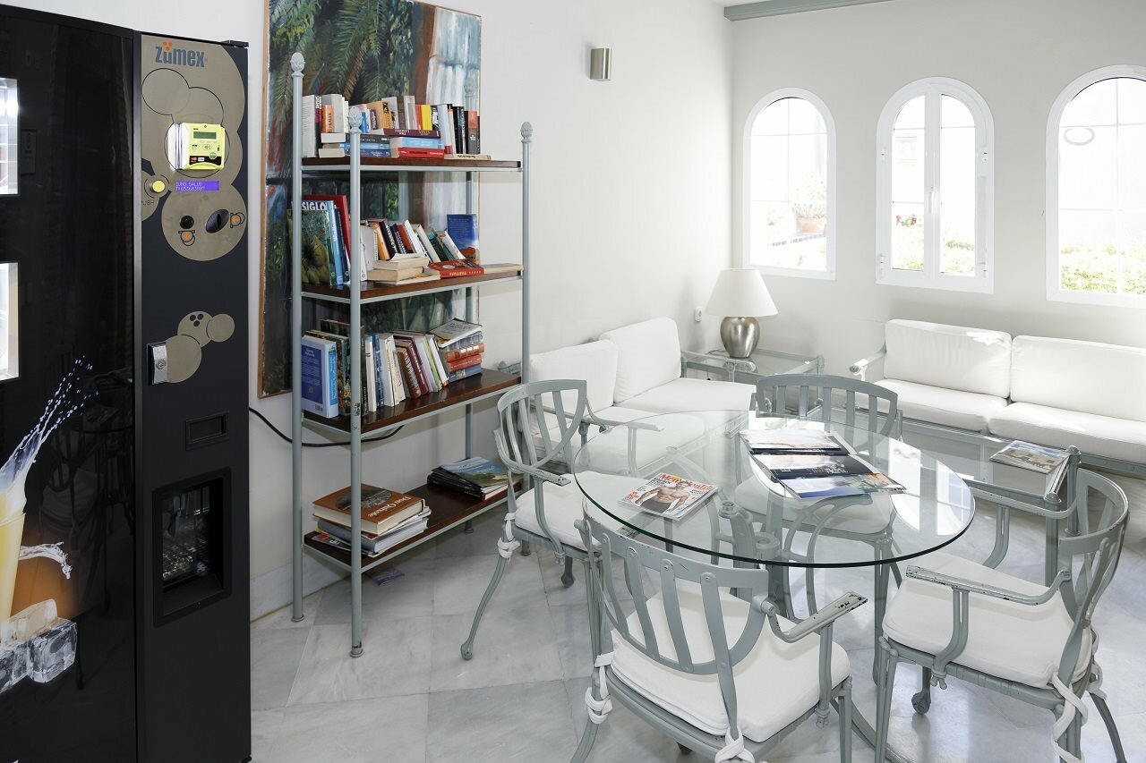 Фото Playa De La Luz Hotel