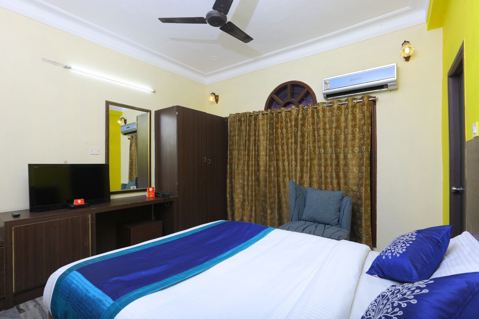 Фото Oyo 10356 Hotel Nachiappa Adyar Inn