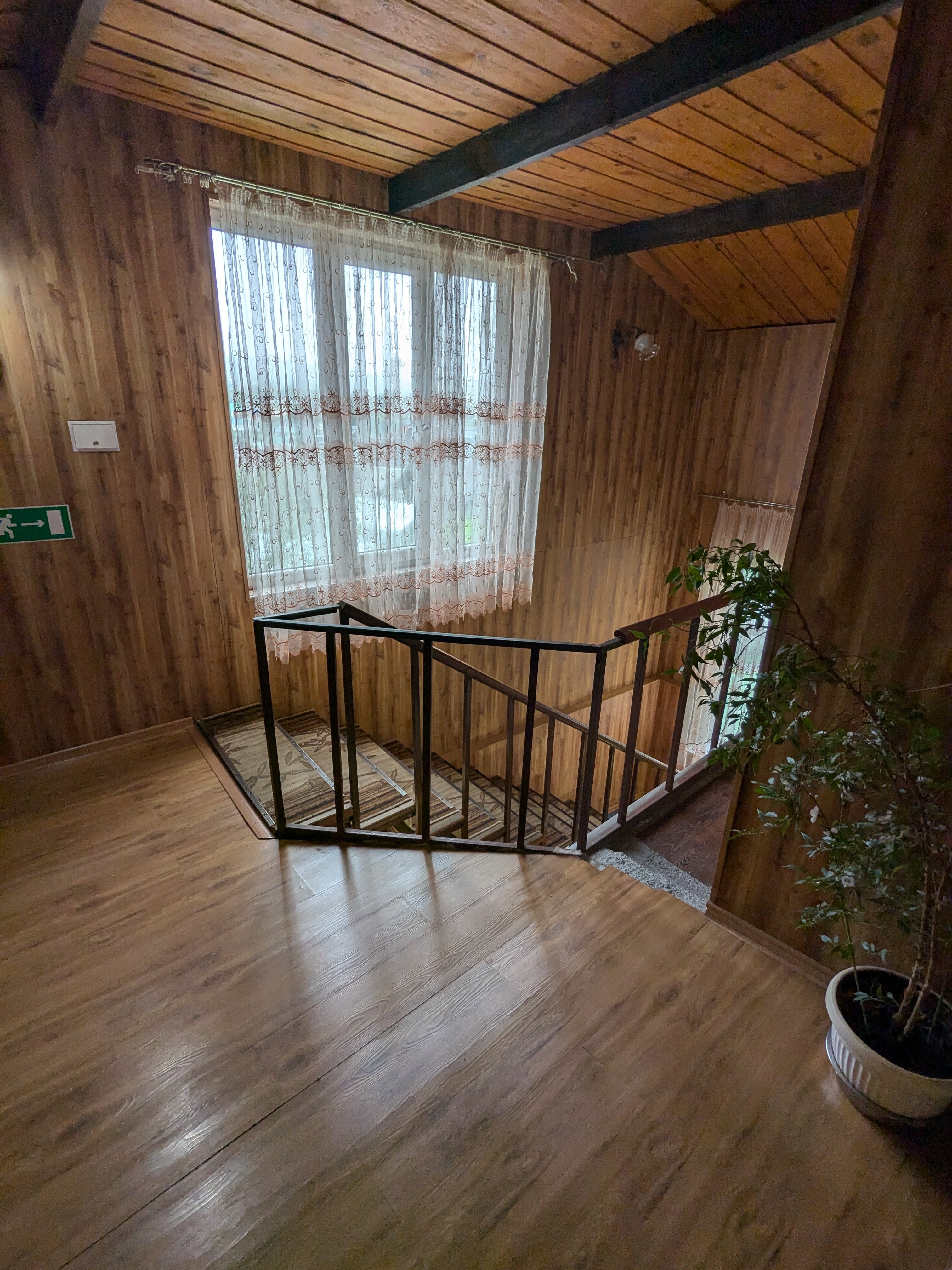 Фото Саттурн