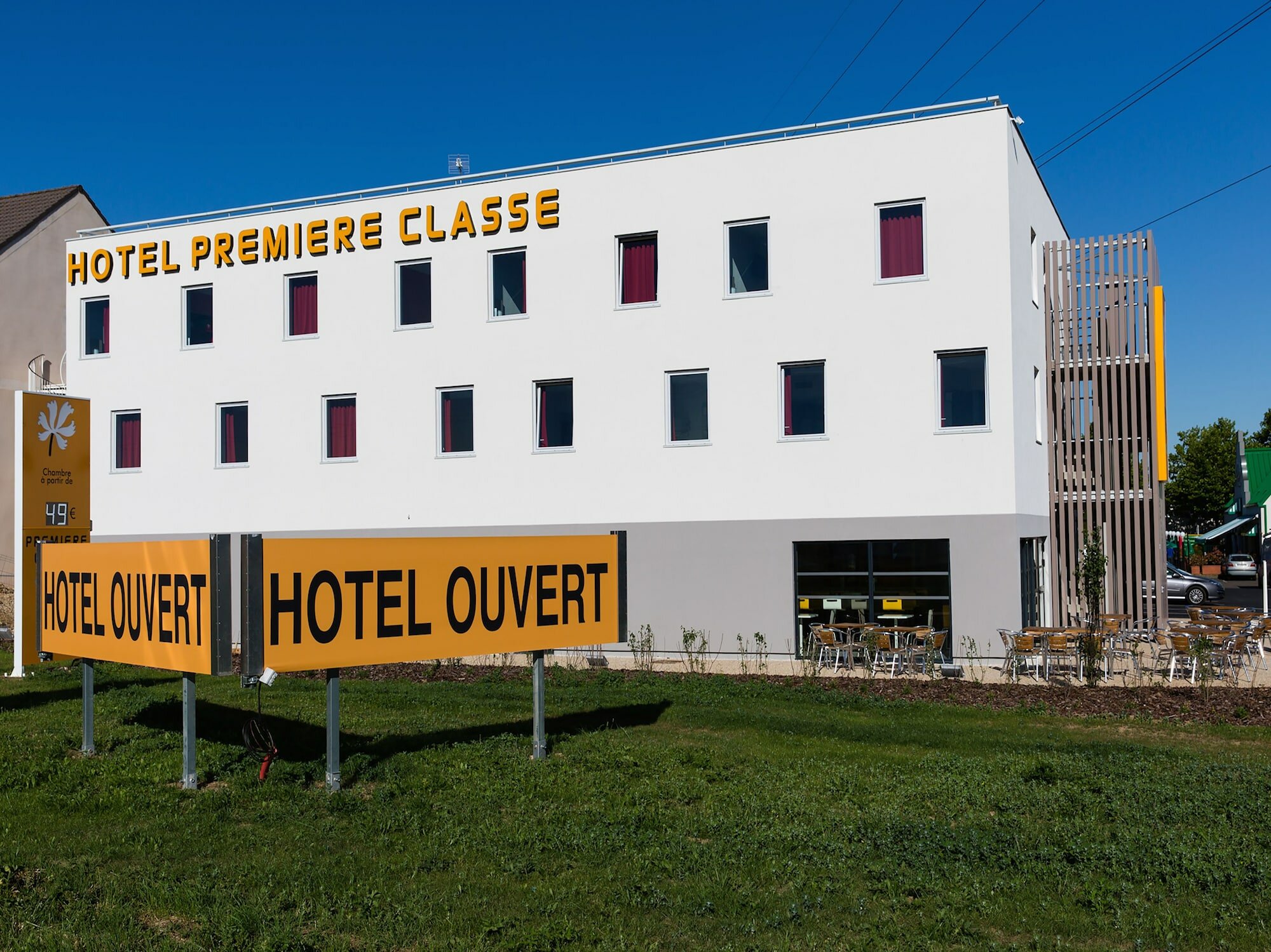 Фото Hôtel Première Classe Chartres Barjouville