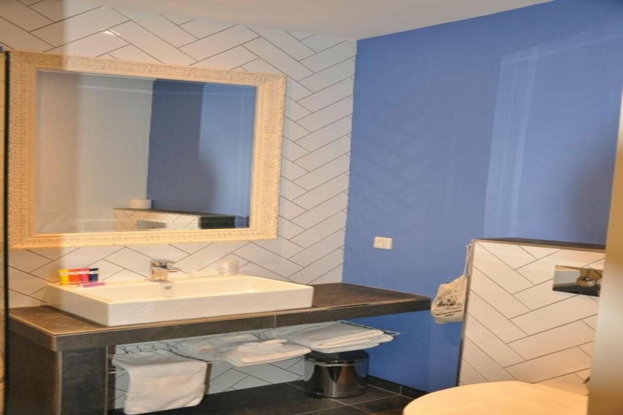 Фото Hotel Rauw aan de Kade