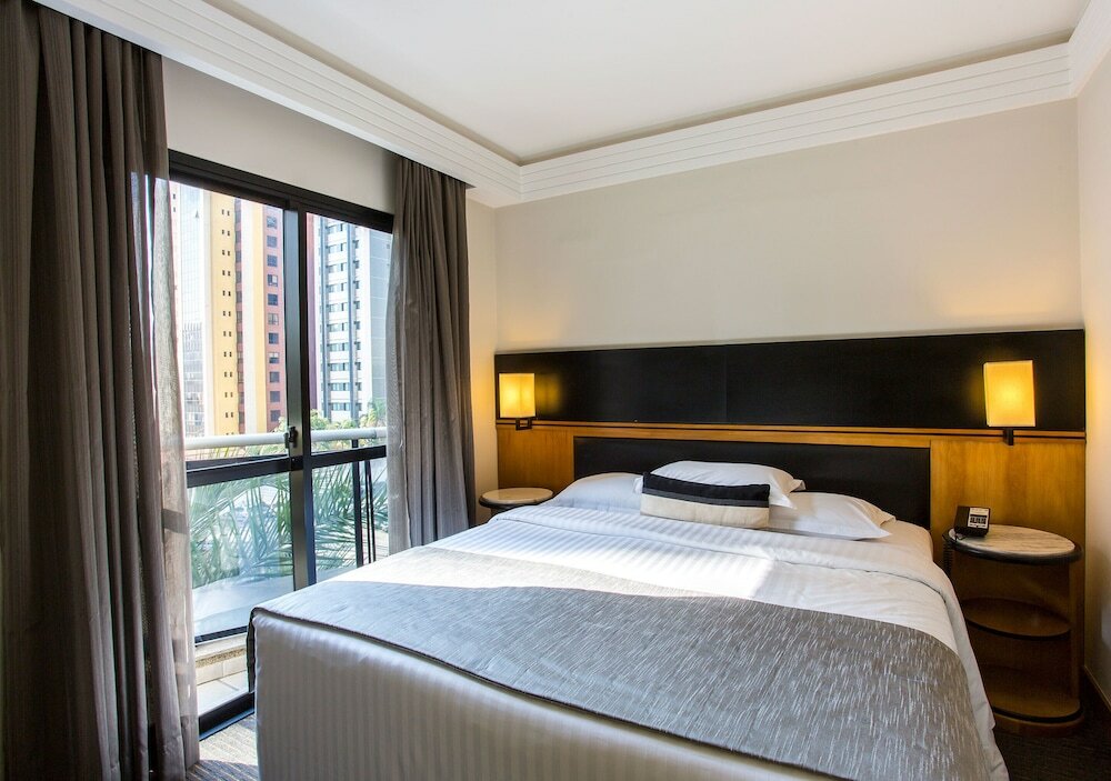 Фото Estanplaza International