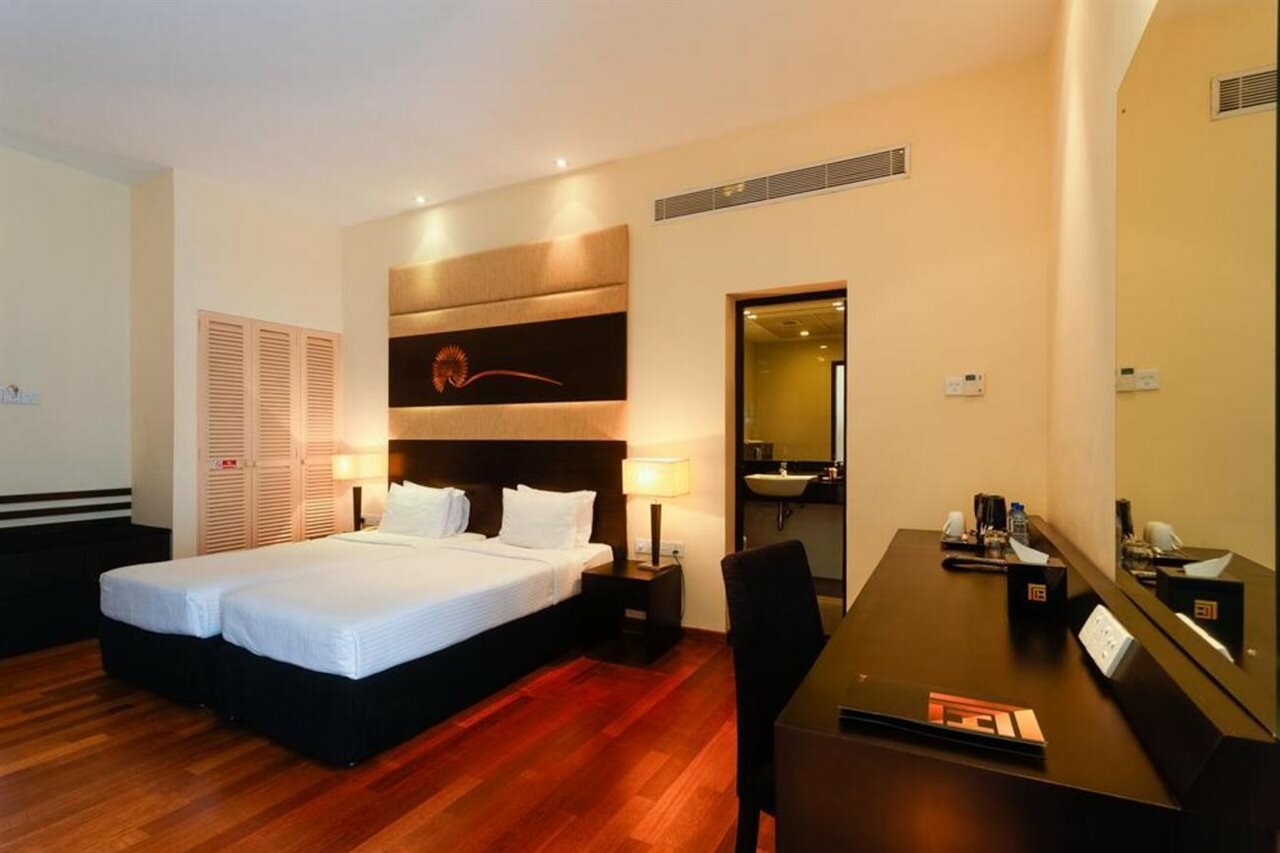 Фото Renuka City Hotel