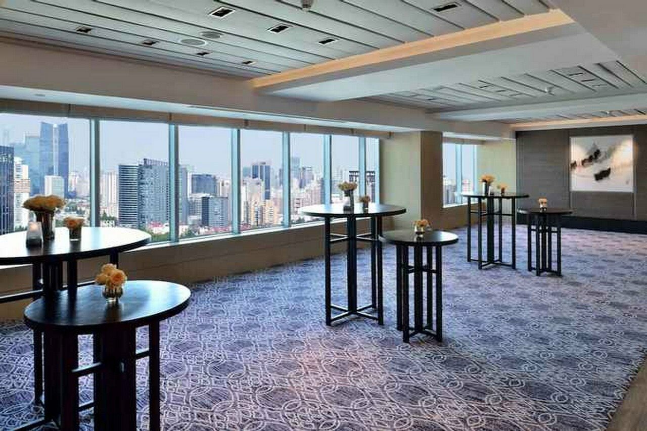 Фото Hyatt Centric Zhongshan Park Shanghai