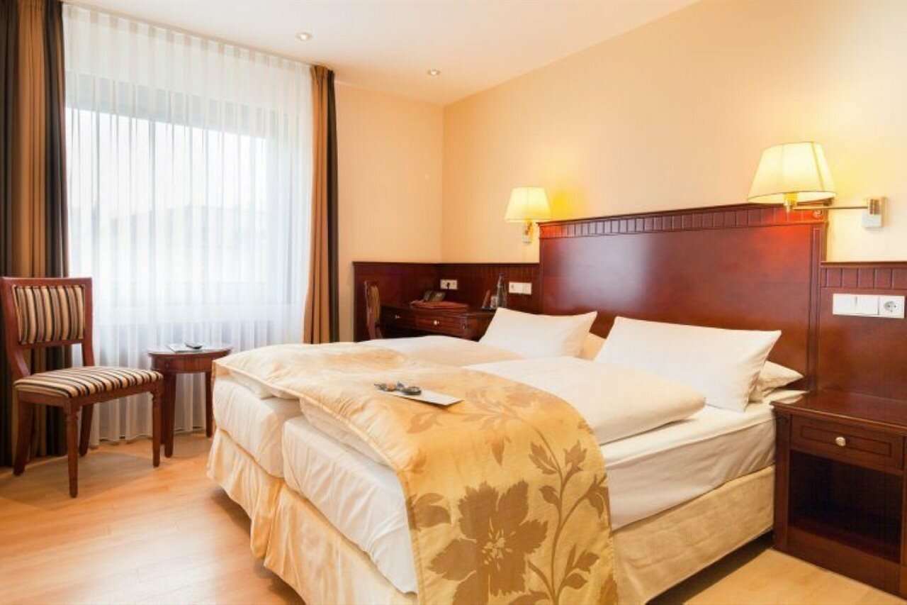 Фото Hotel Marburger Hof