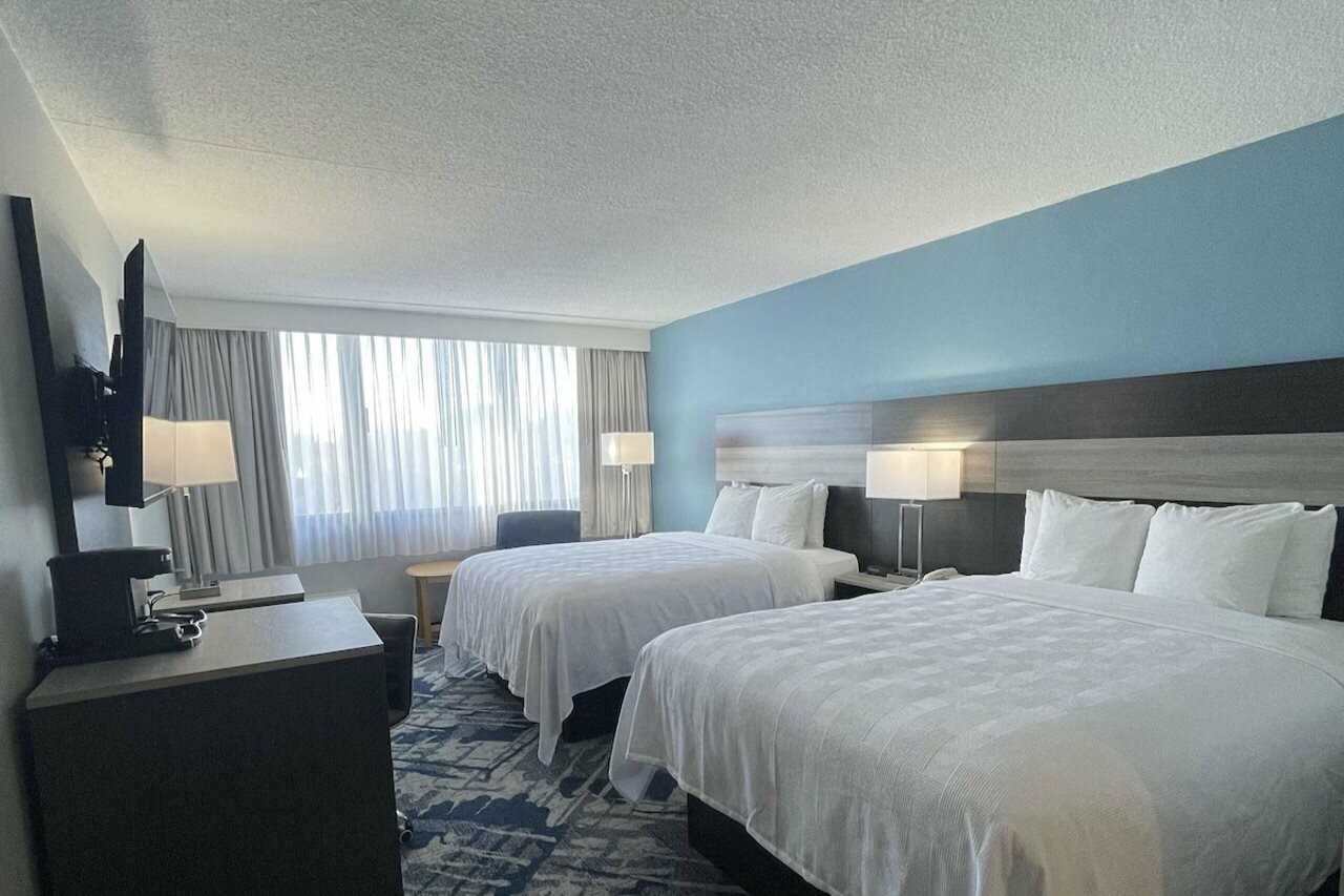 Фото Best Western Rutgers University Hotel