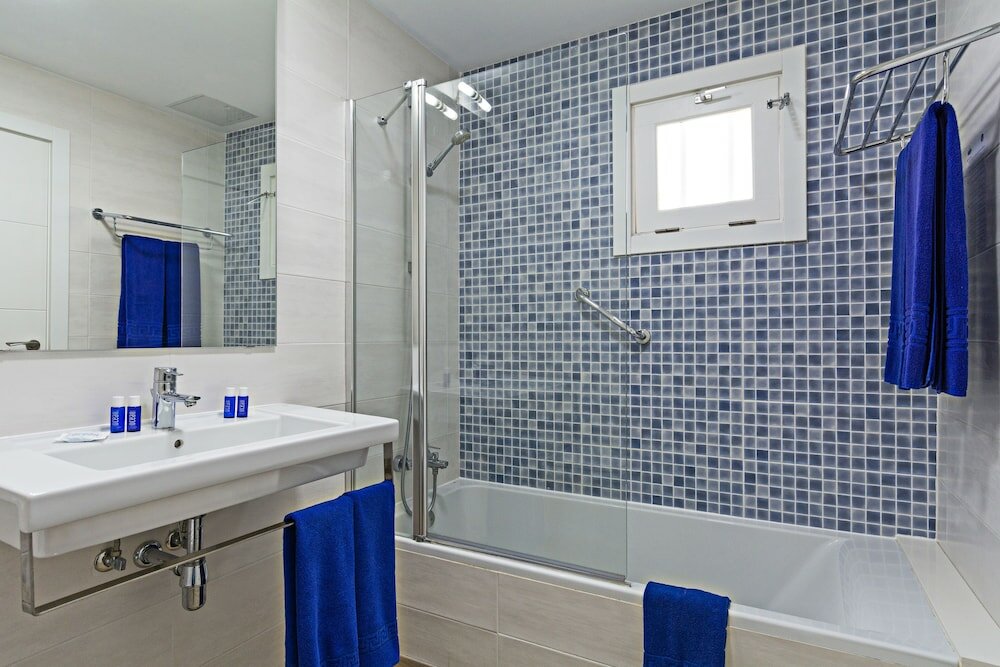 Фото Apartamentos Océano - Adults Only