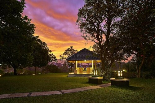 Гостиница Sheraton Bandung Hotel & Towers в Провинции Западная Ява