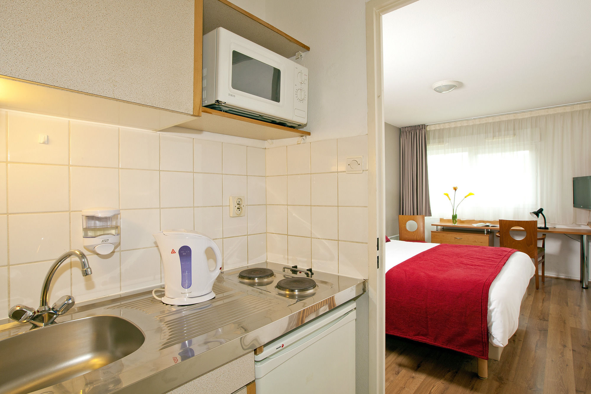 Фото Aparthotel Séjours & Affaires Lamartine