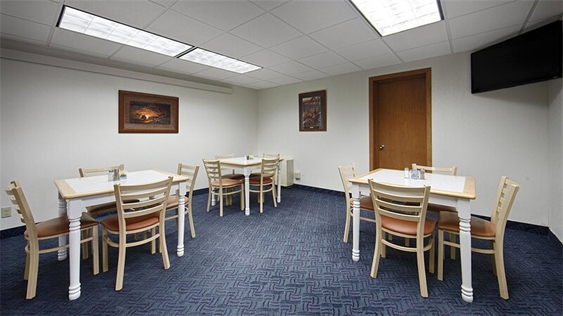 Фото Best Western Lee's Motor Inn