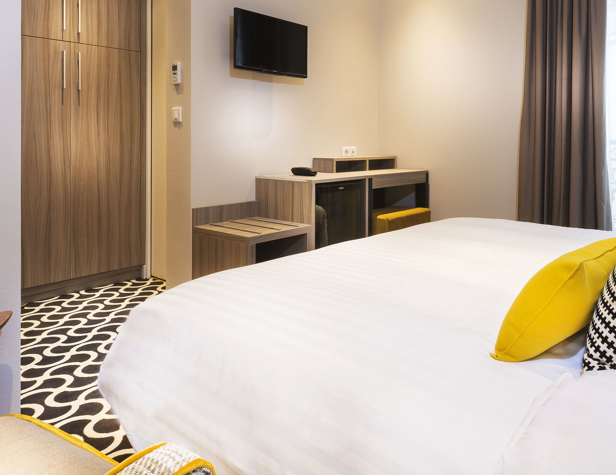 Фото Hôtel International Paris