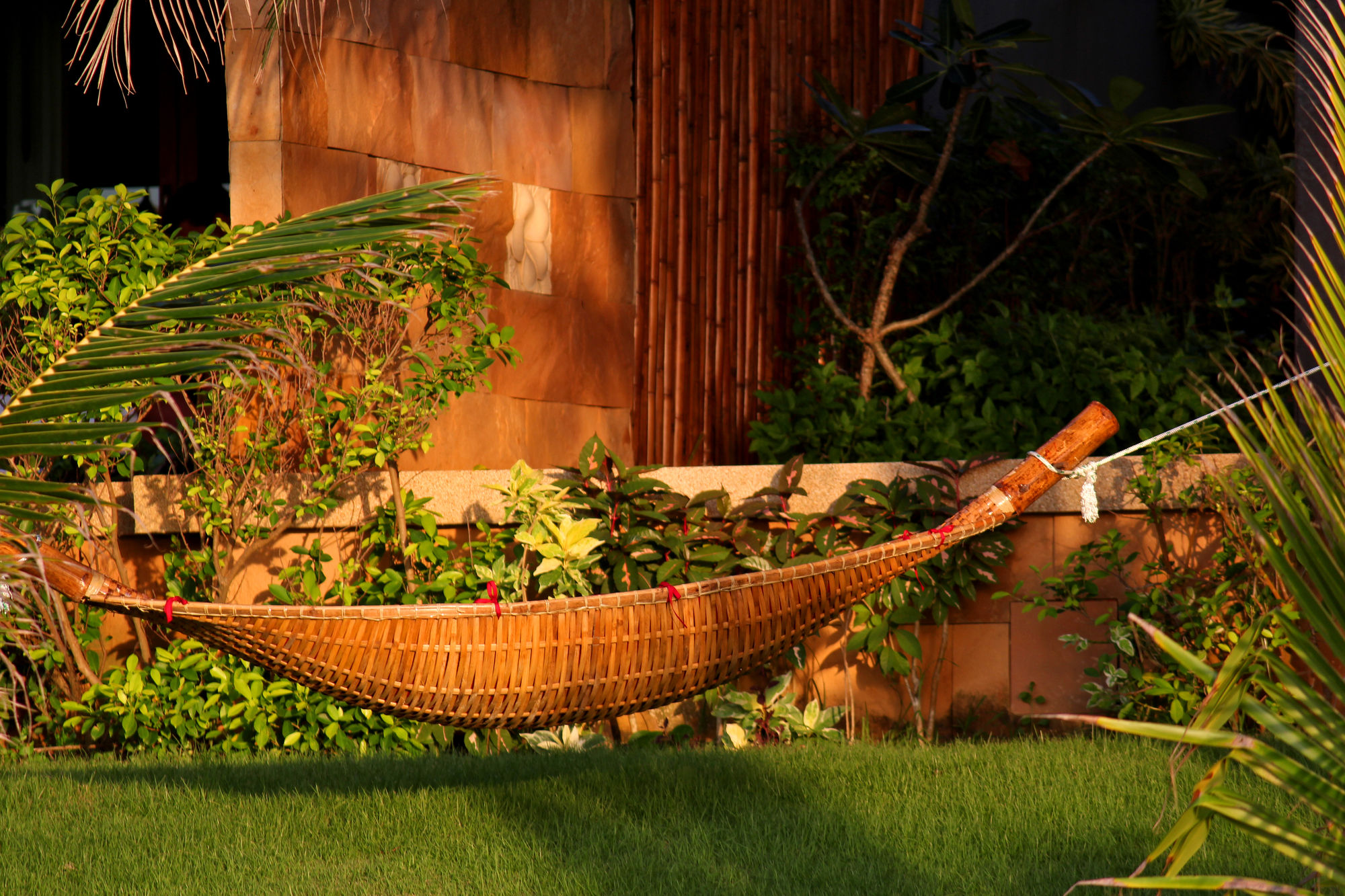 Фото Andaman White Beach Resort