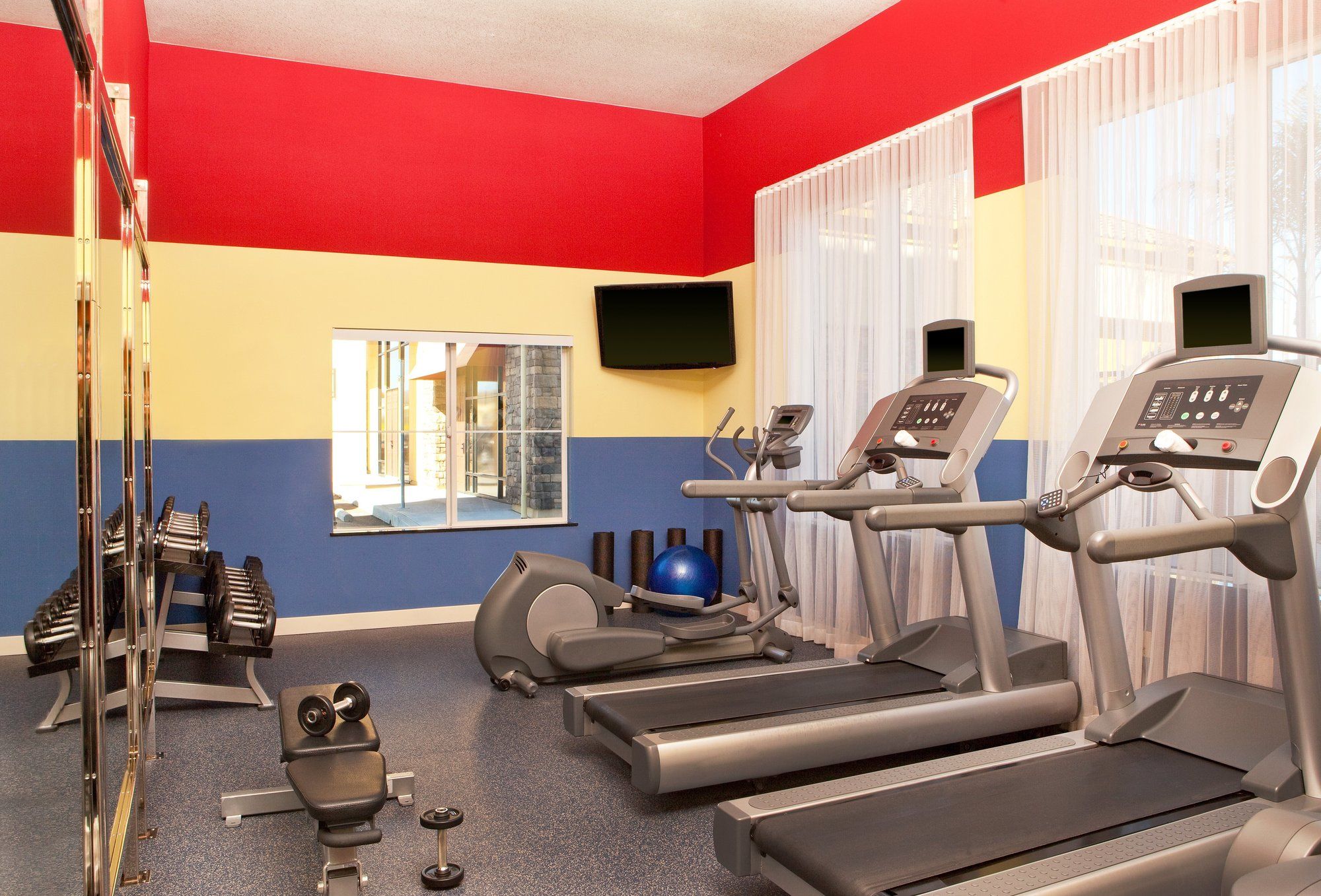 Фото Four Points by Sheraton Sacramento International Airport