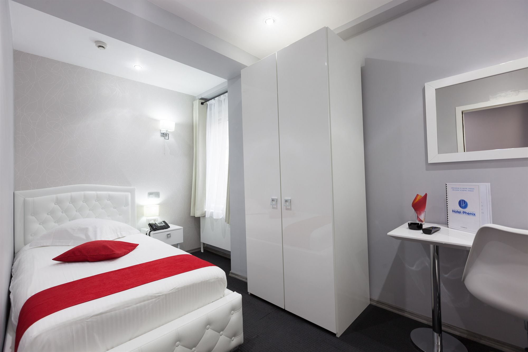 Фото Hotel Phenix