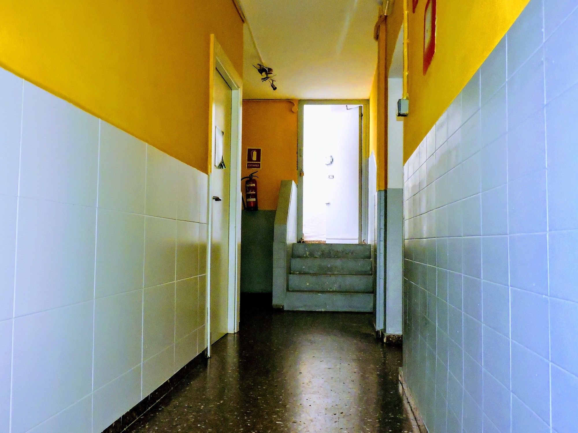 Фото Yellow Nest Hostel Barcelona