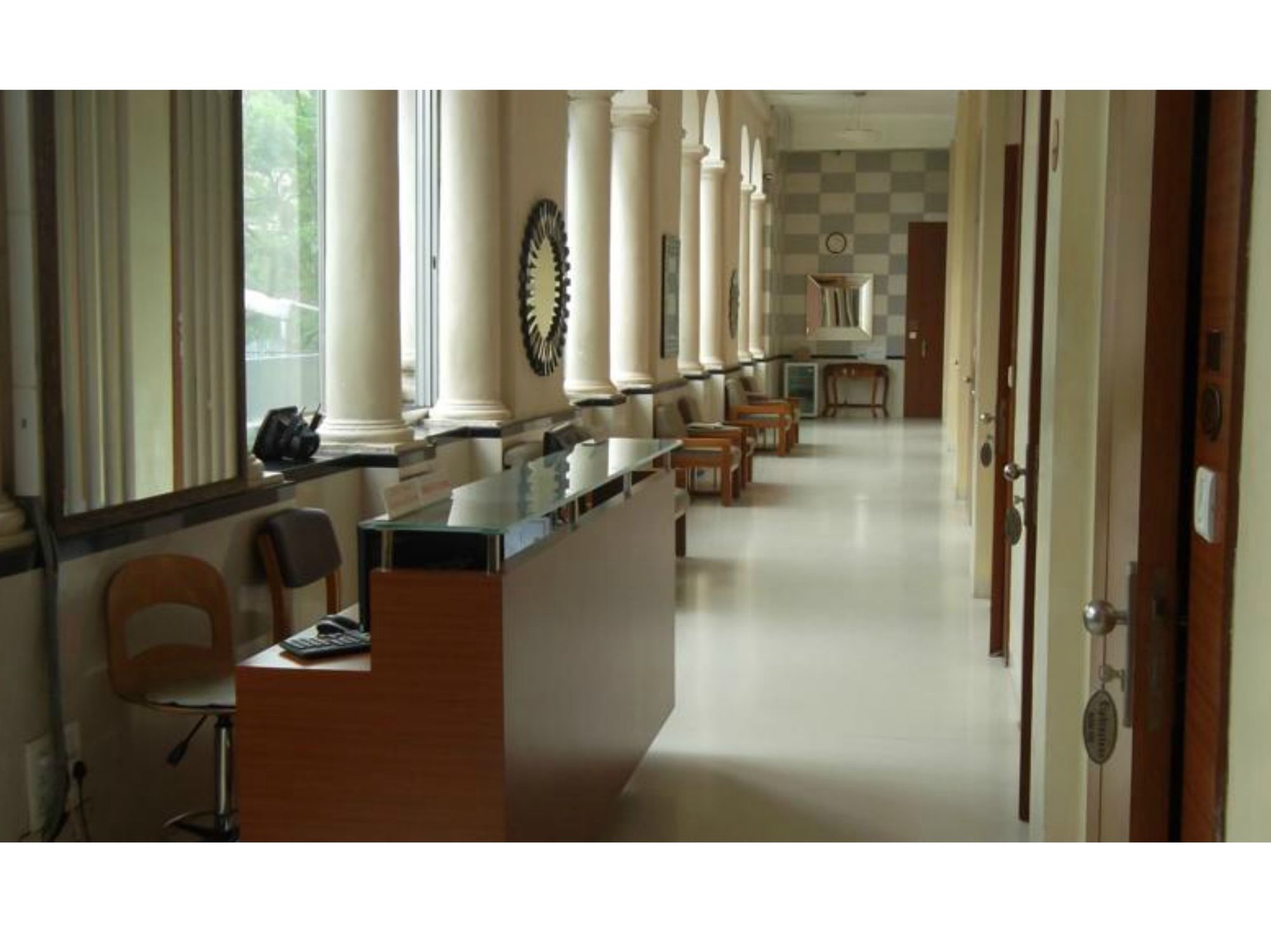 Фото Elphinstone Hotel