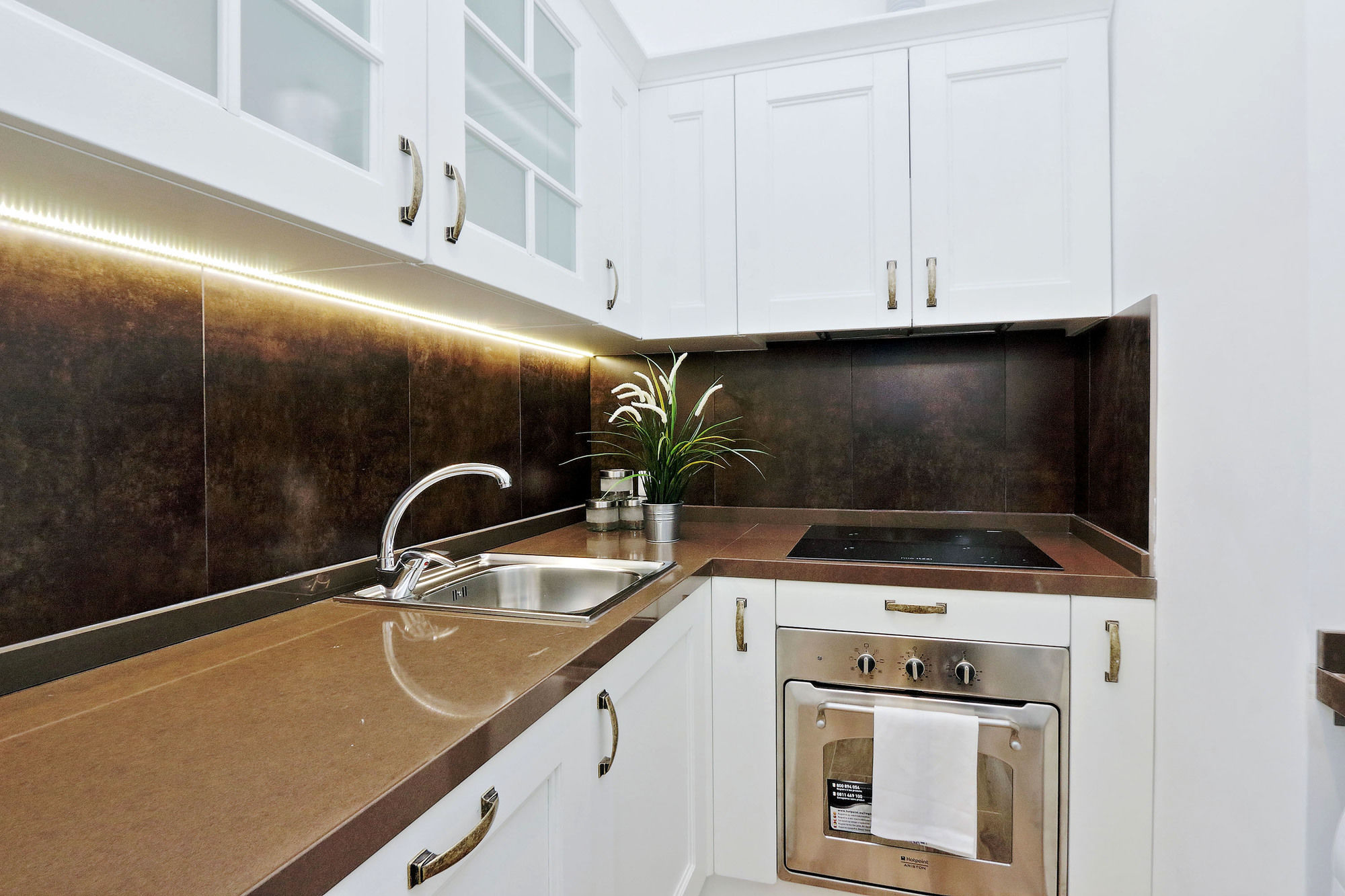 Фото Monti Apartments - My Extra Home