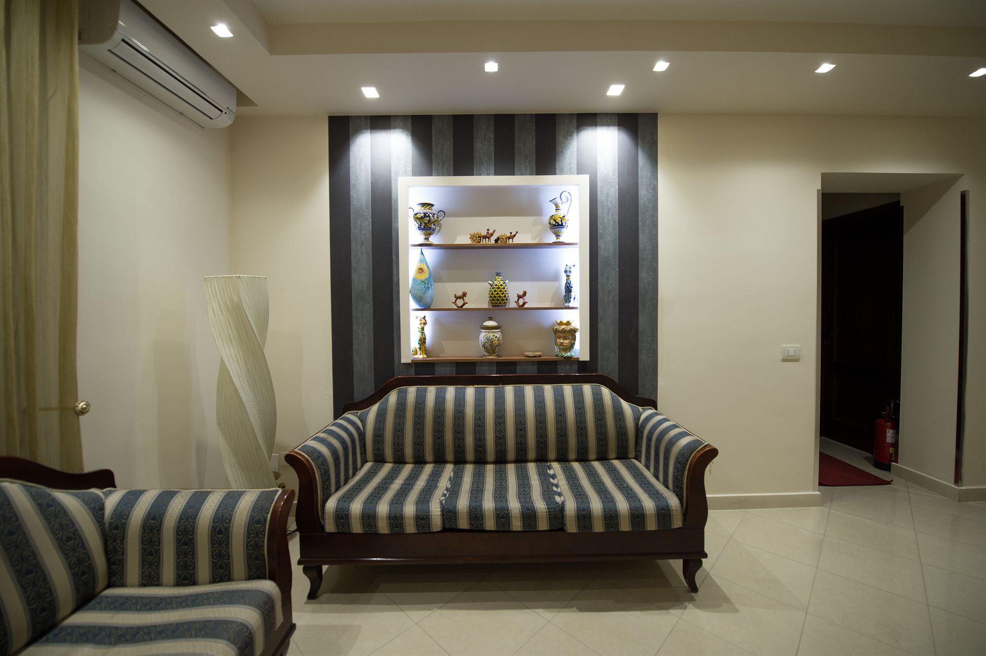 Фото Hotel Aliai