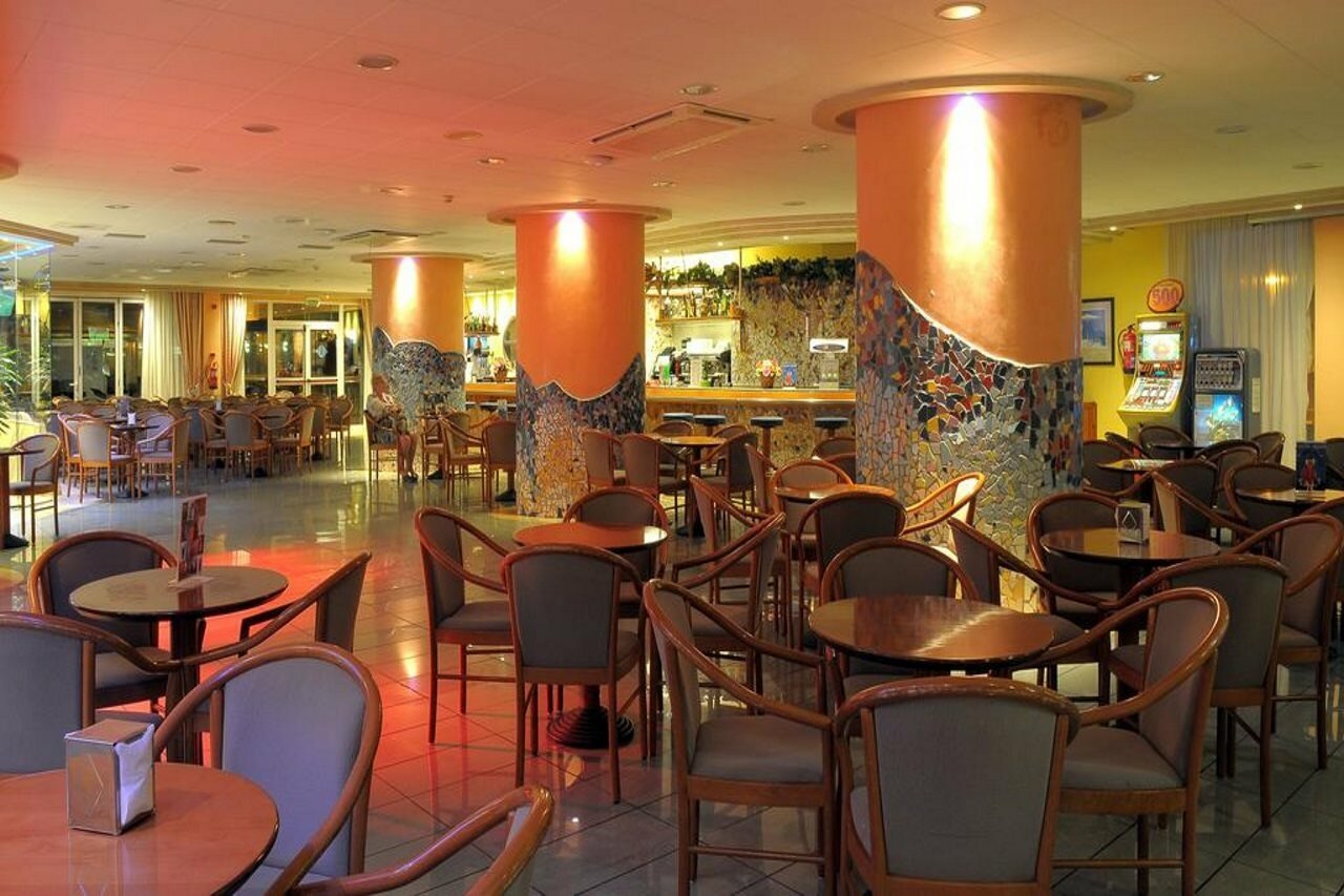 Фото Hotel Helios Lloret de Mar