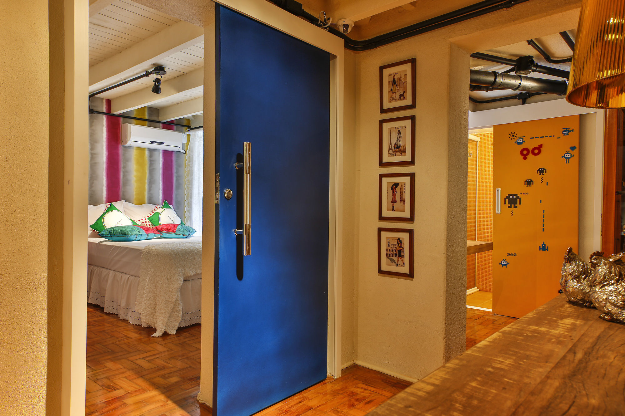 Фото Hostel California Cafe Bar