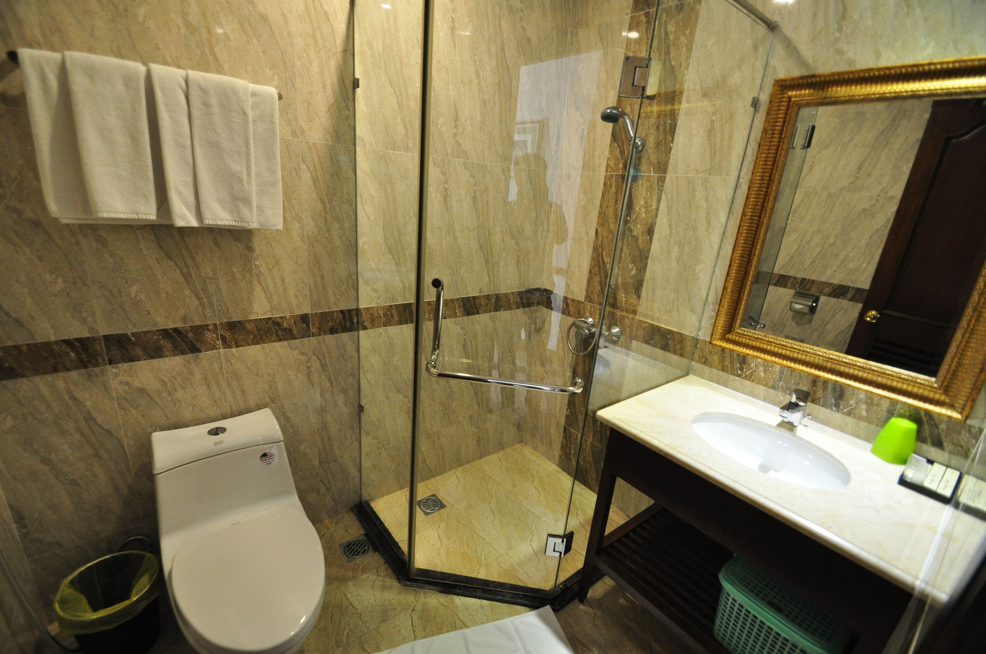 Фото Central Hotel and Residences