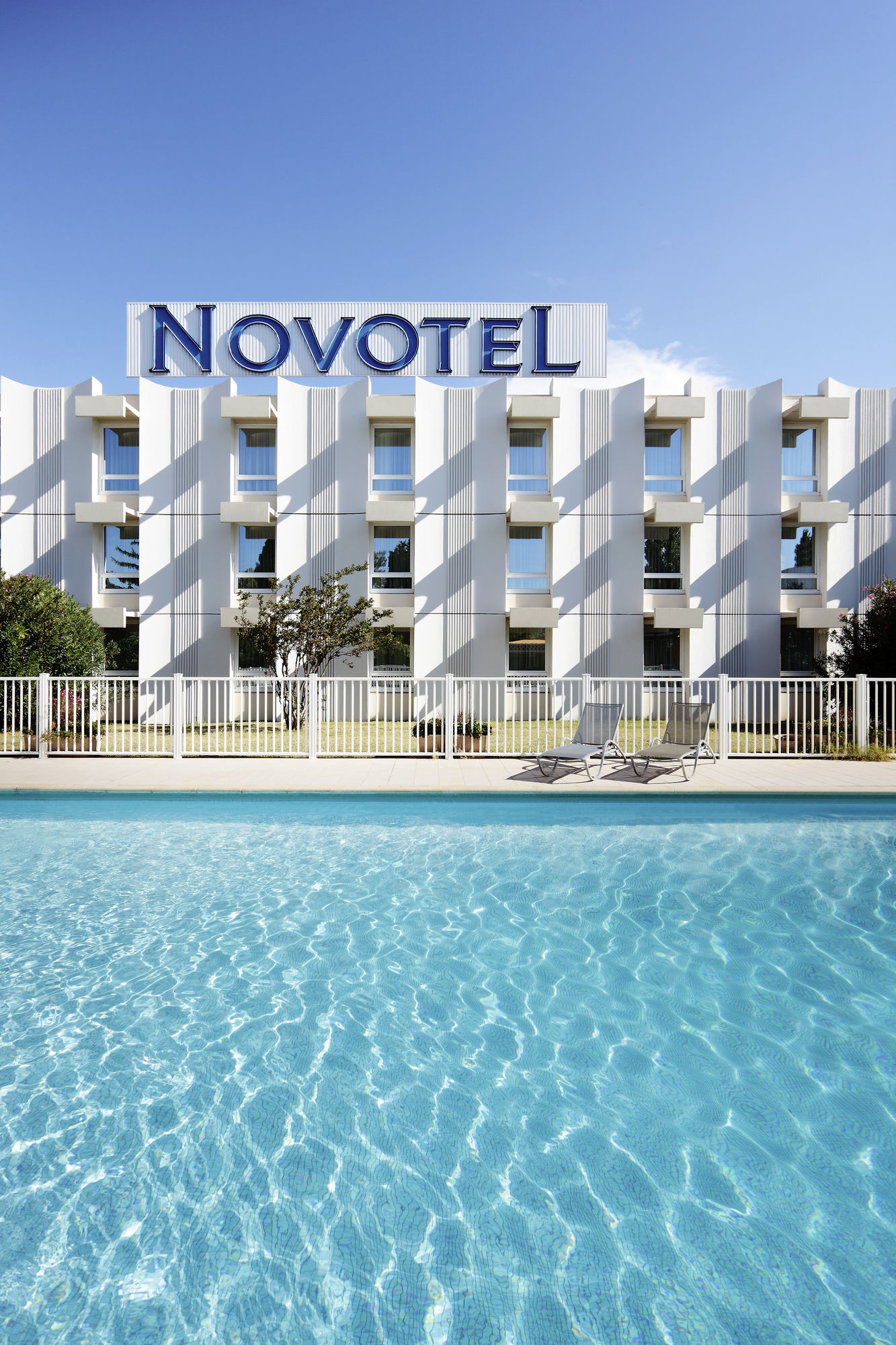 Фото Novotel Narbonne Sud