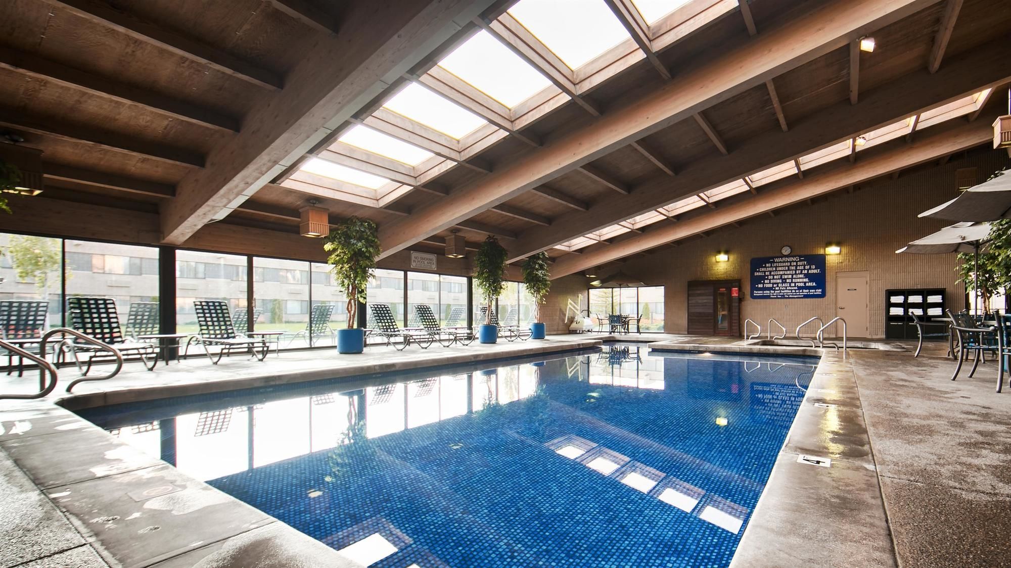 Фото Best Western Plus University Inn