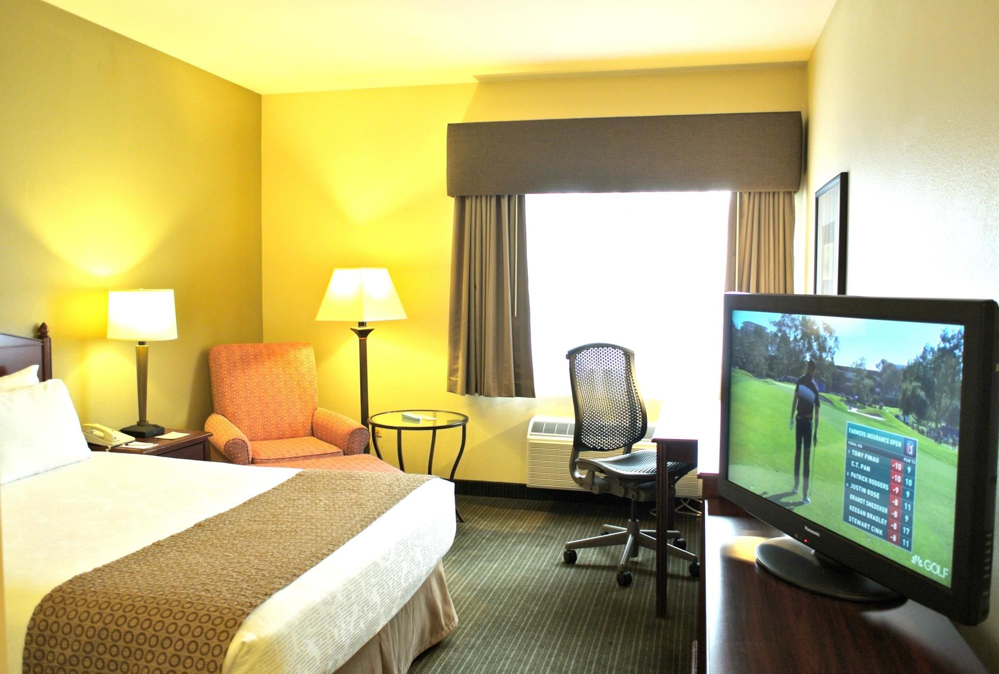 Фото Best Western Plus Plaza by the Green