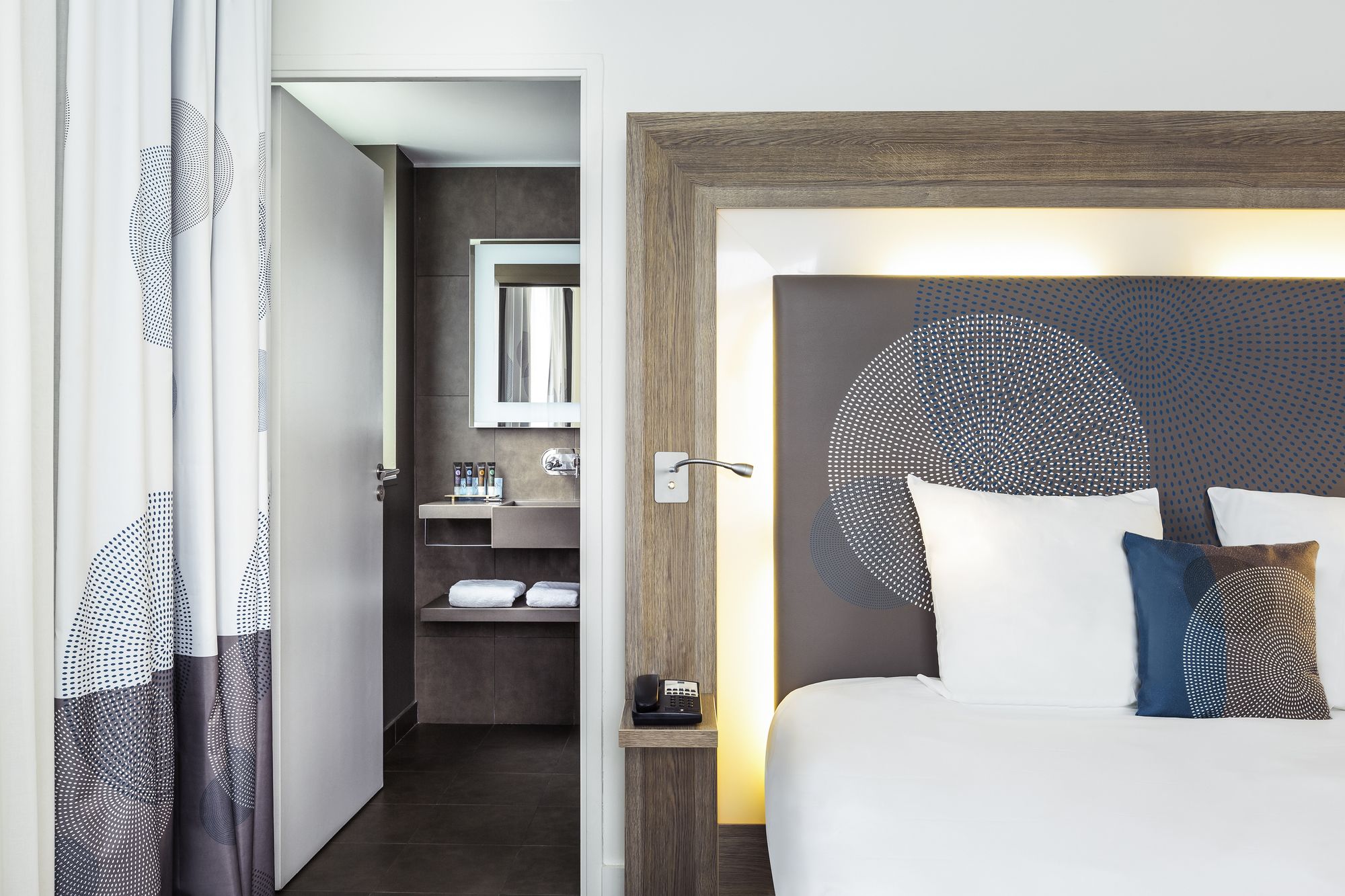 Фото Novotel SPA Rennes Centre Gare