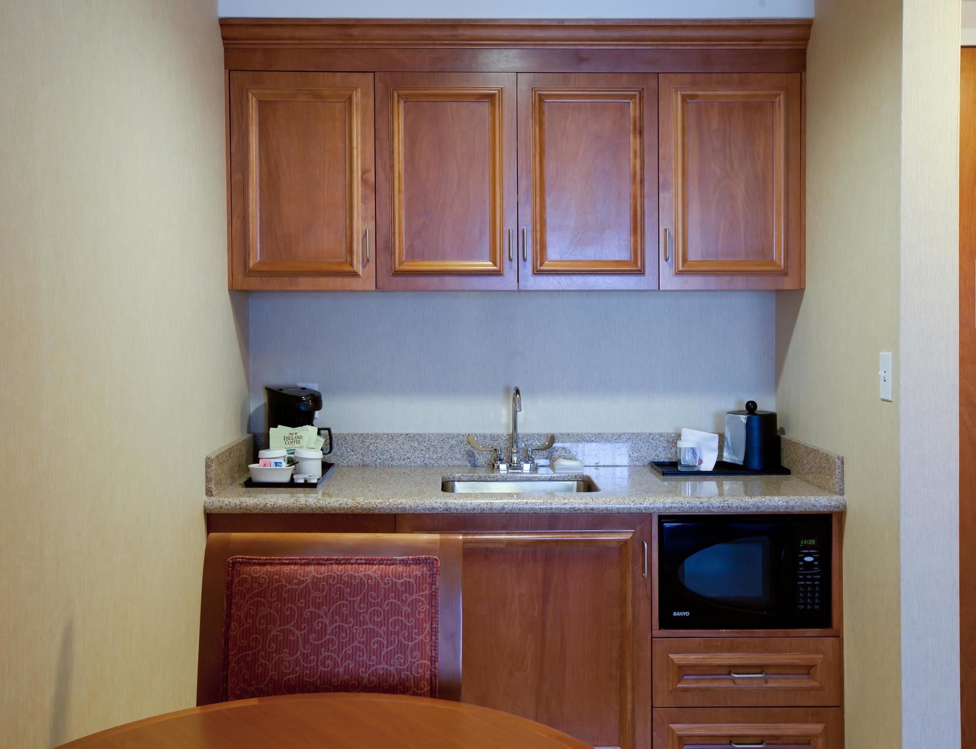 Фото Hilton Garden Inn Freeport Downtown