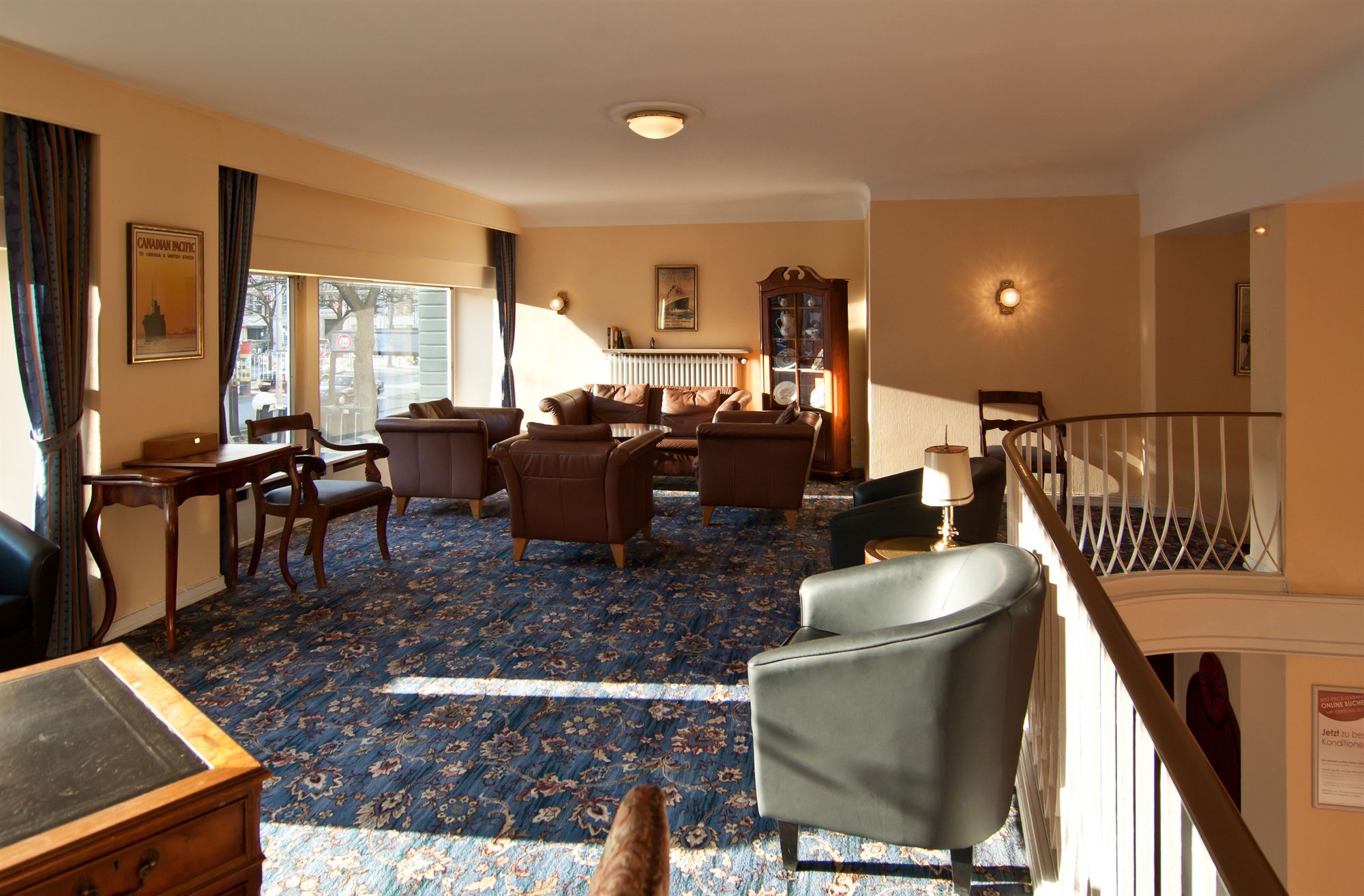 Фото Novum Hotel Kronprinz Hamburg