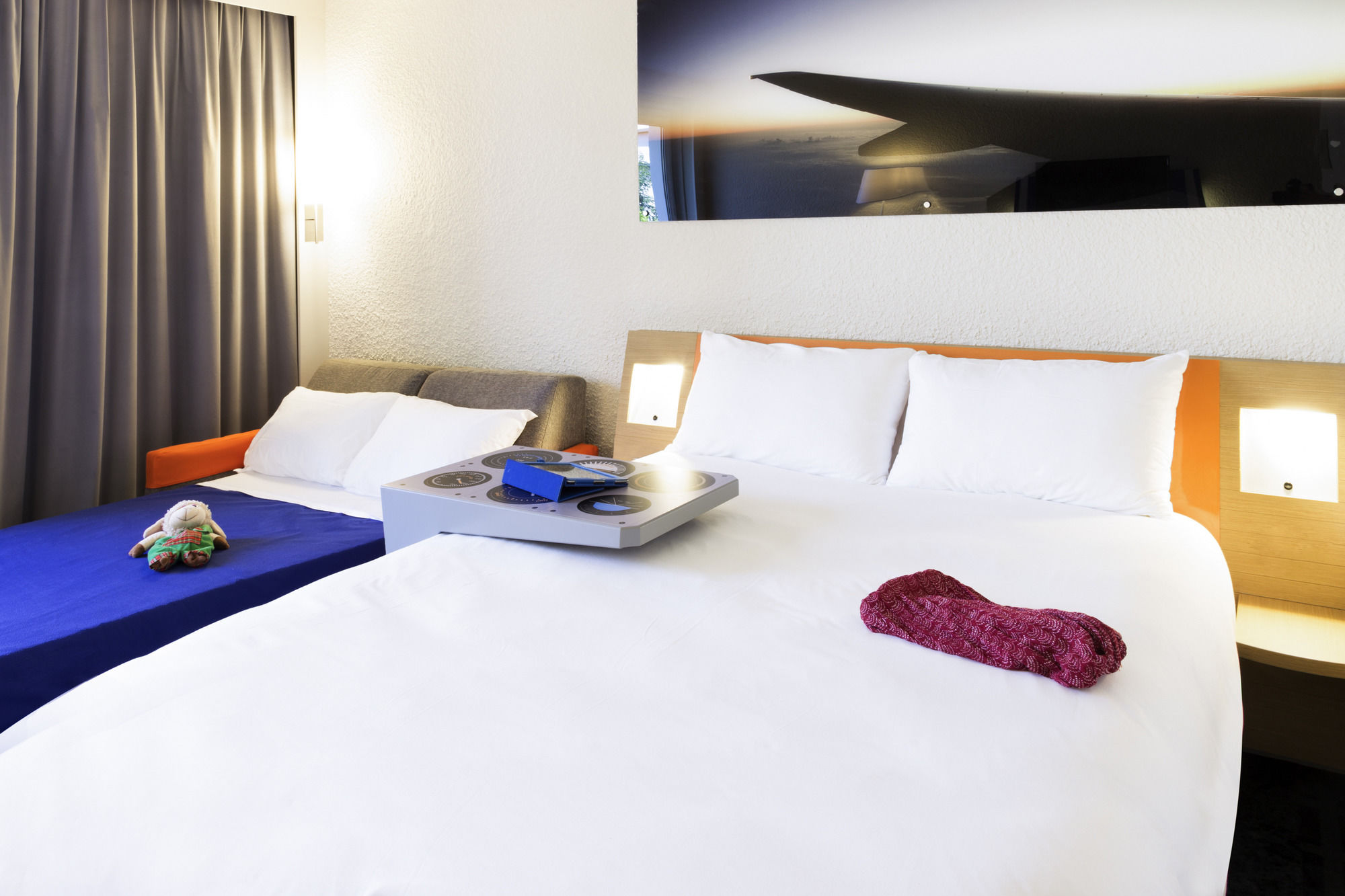 Фото ibis Styles Marseille Provence Aéroport