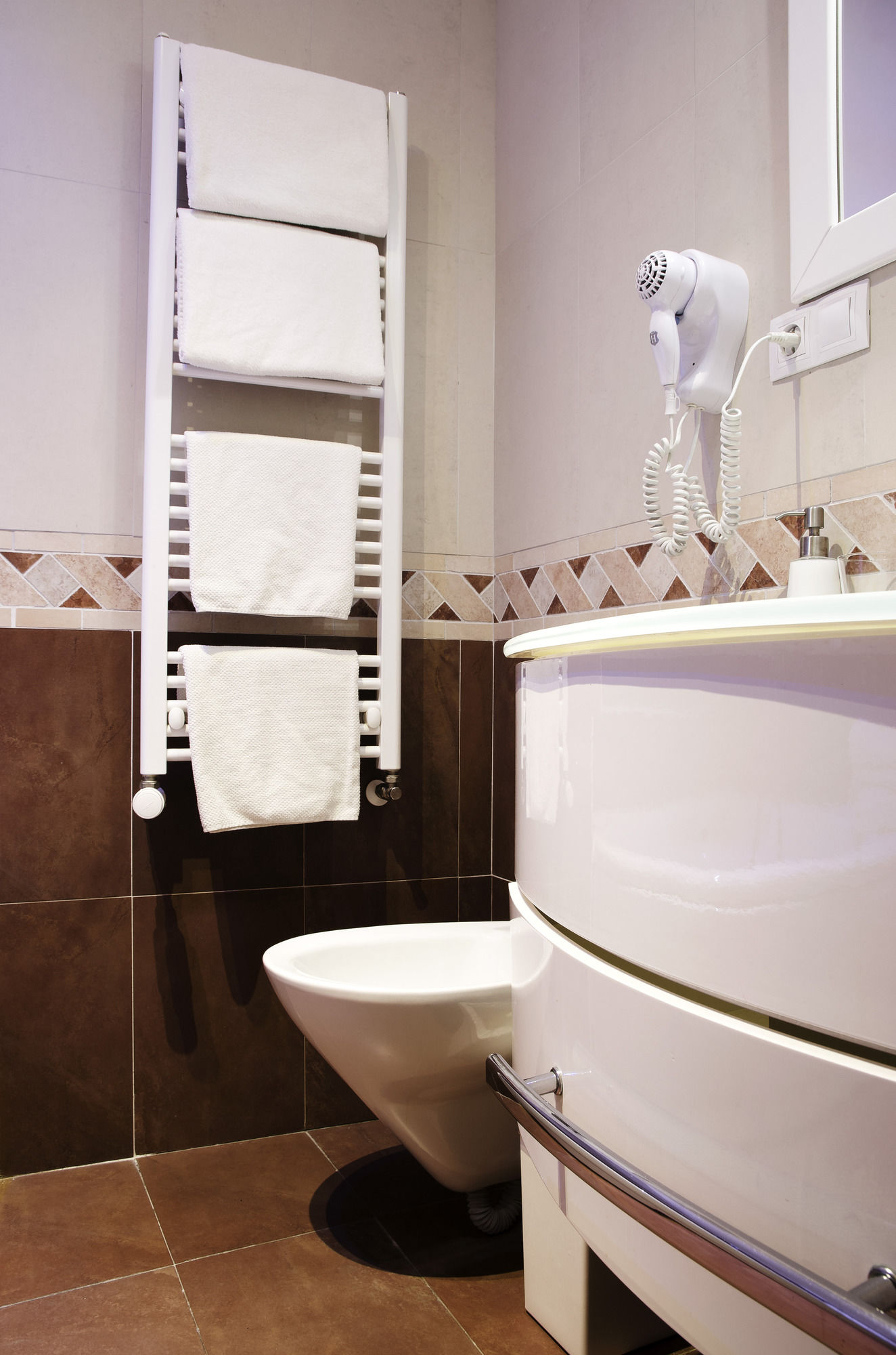 Фото Dolce Vita Suites Hotel