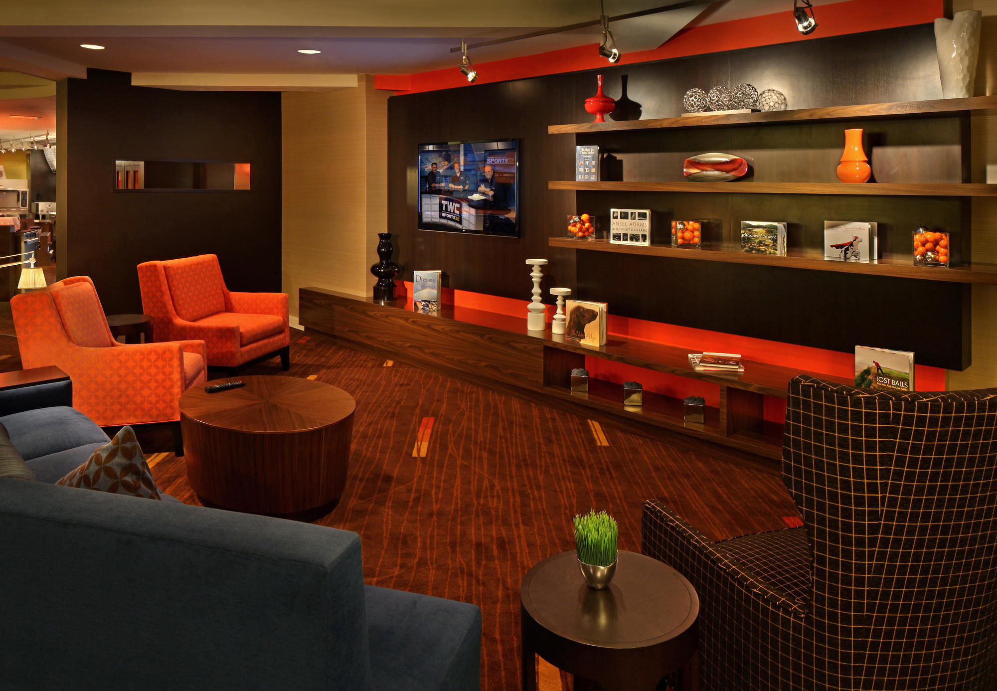 Фото Courtyard by Marriott Hartford Cromwell