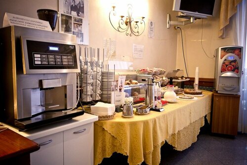 Гостиница Phi Hotel Ambra в Пескаре