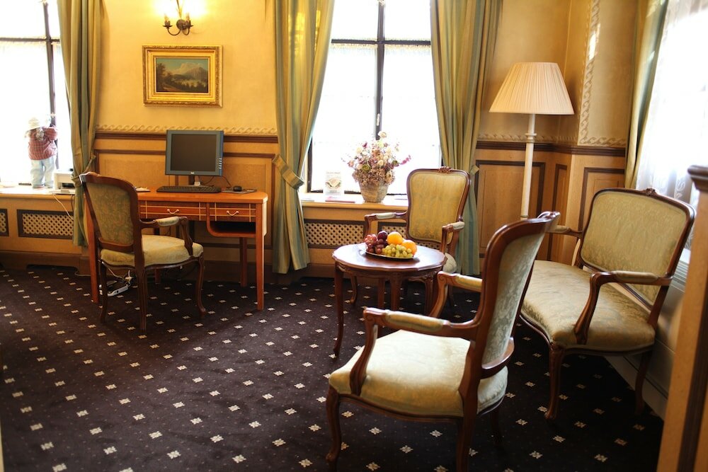 Фото Hotel Pod Vezi