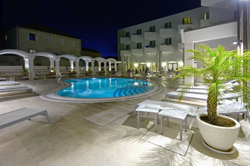 Фото Hotel Korkyra