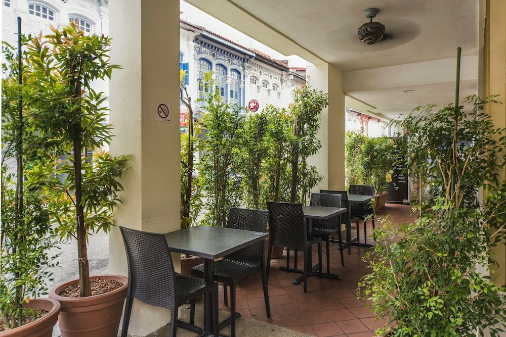 Фото Sandpiper Hotel