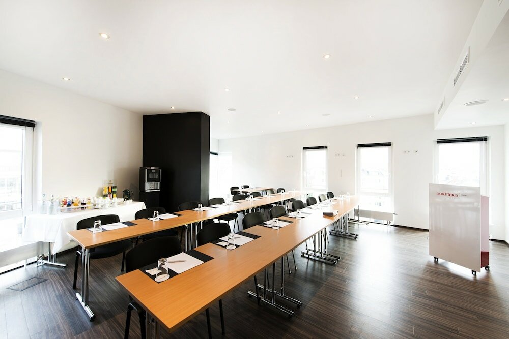 Фото Dormero Hotel Frankfurt Messe