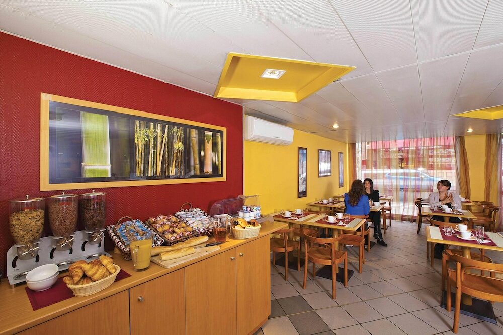 Фото Séjours & Affaires Lyon Saxe-Gambetta