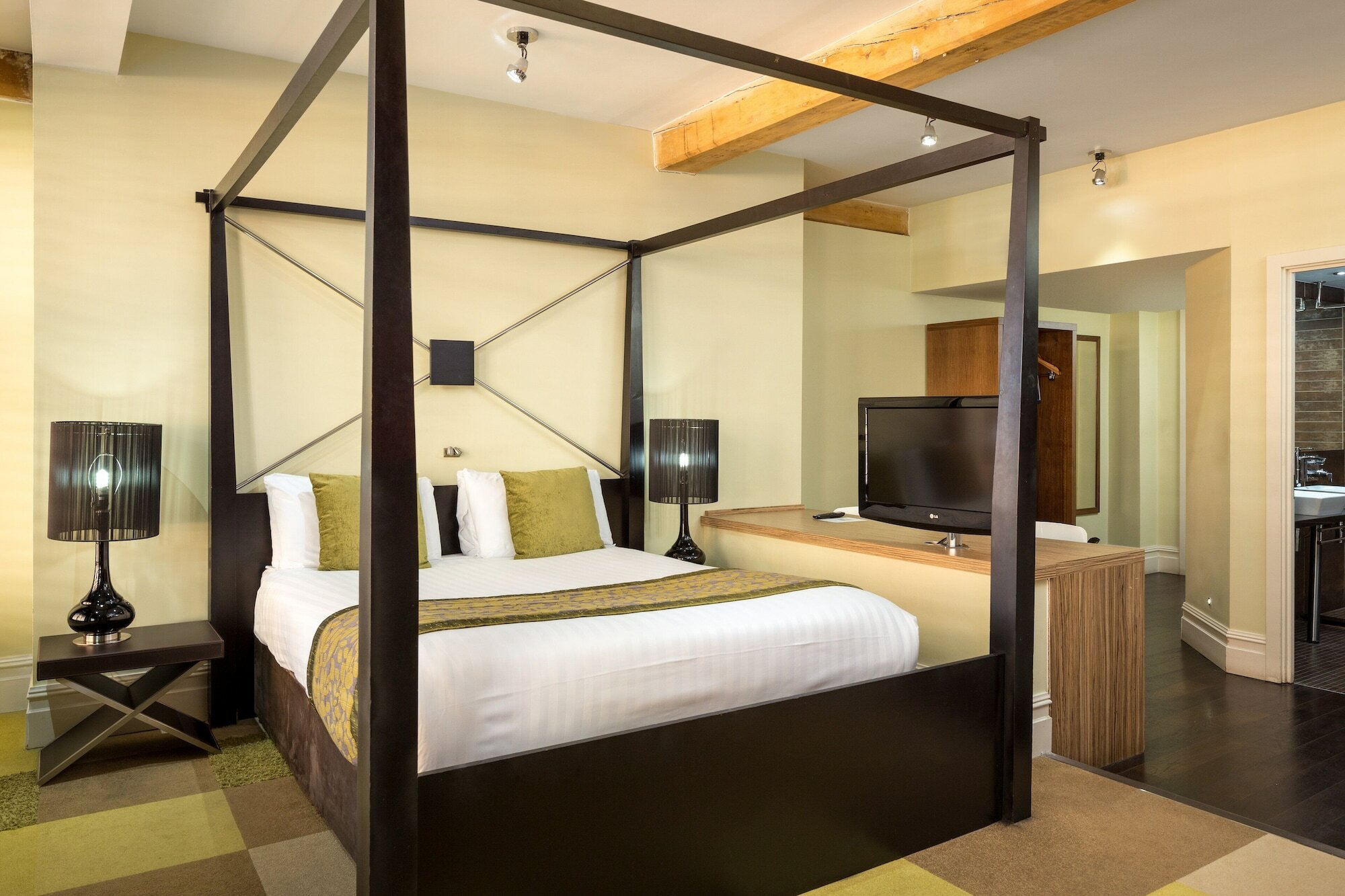 Фото Roomzzz Manchester City