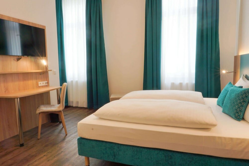 Фото DaunTown Rooms - Self Check-In