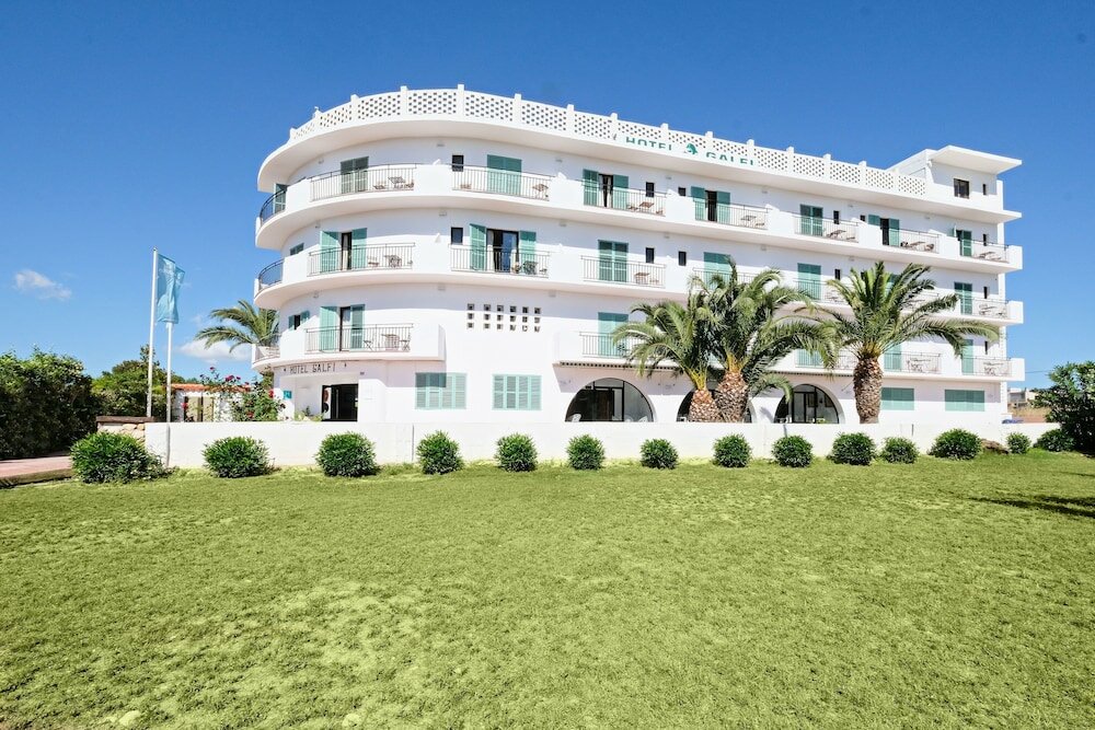 Фото Hotel Galfi