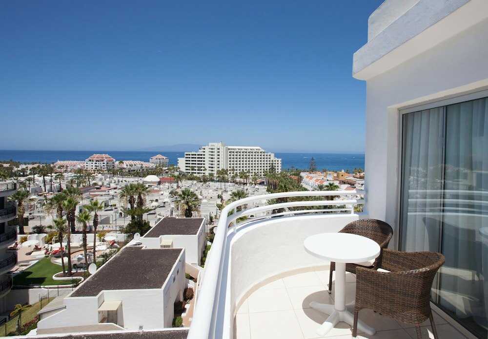 Фото Coral California