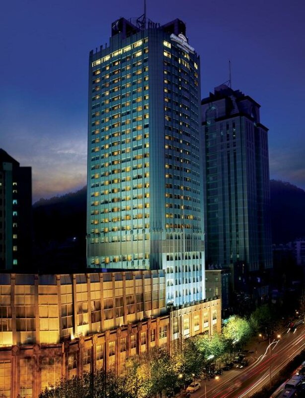Гостиница Howard Johnson Plaza by Wyndham Guiyang в Гуйяне