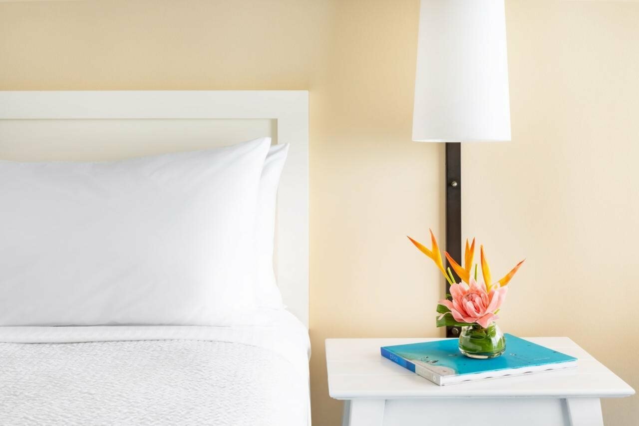 Фото The Twin Fin Hotel