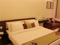 Фото Hotel Amrapali Grand