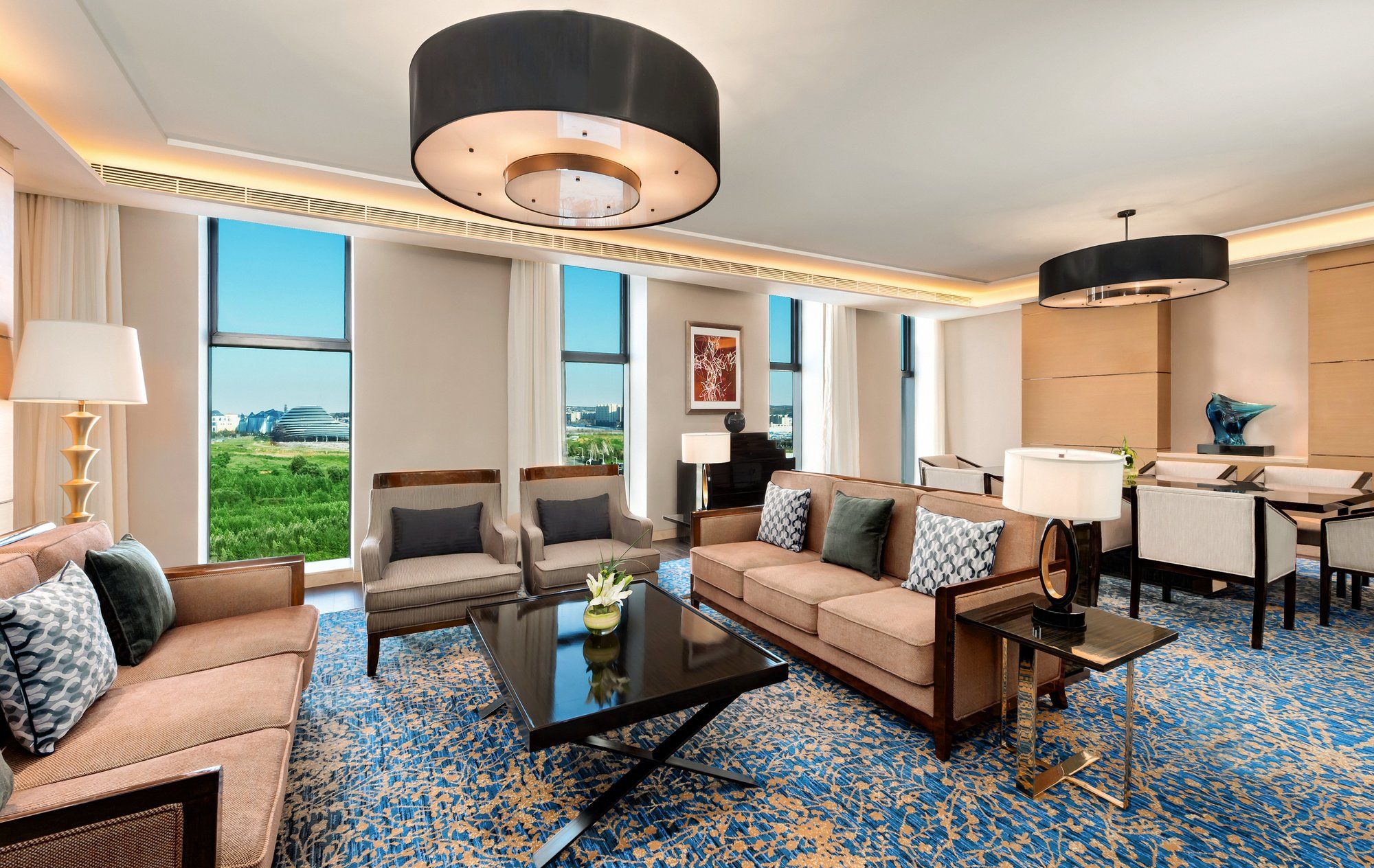 Фото Sheraton Changchun Jingyuetan Hotel