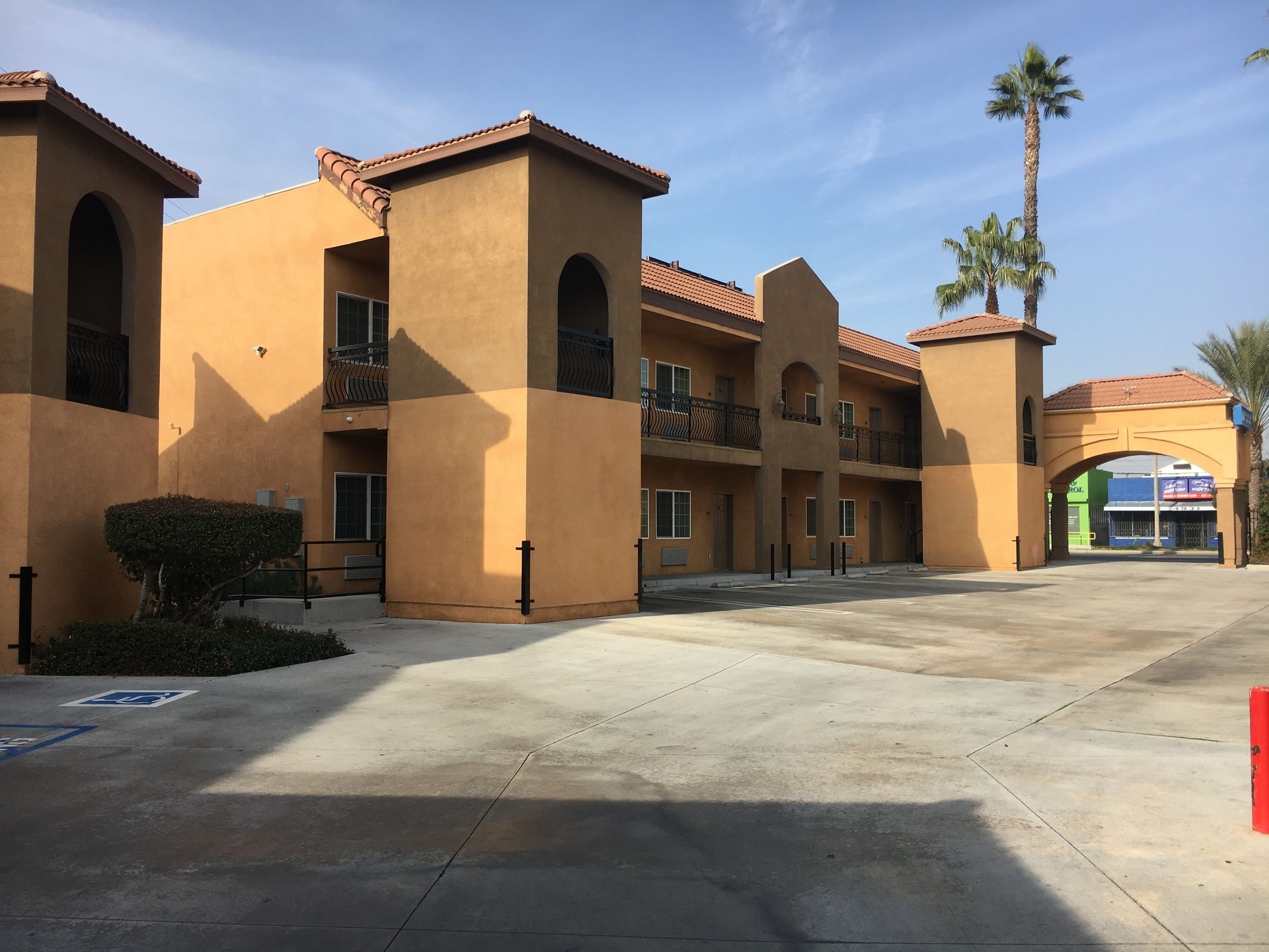 Фото Motel 6 South Gate, Ca