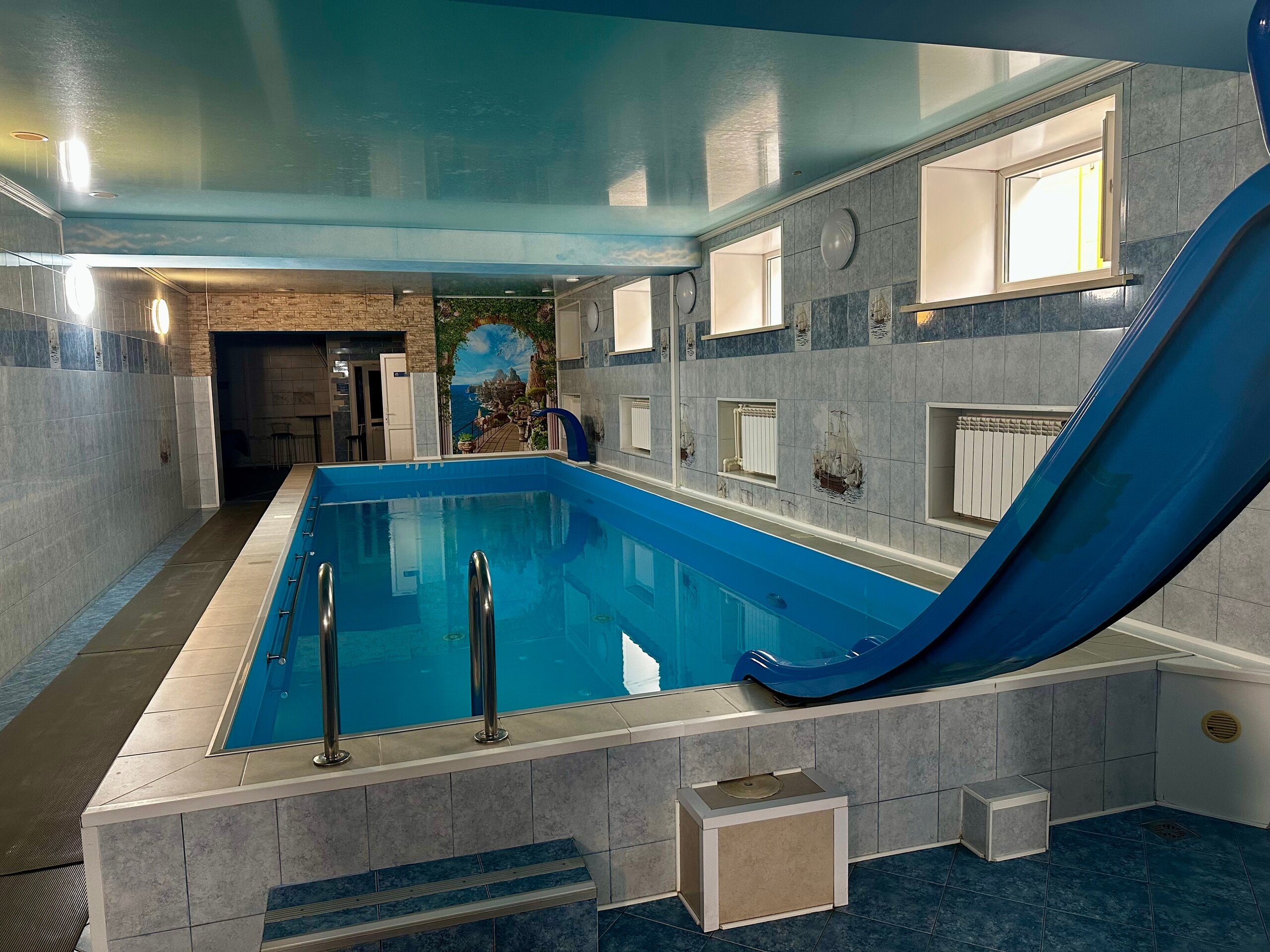 Фото отеля 2